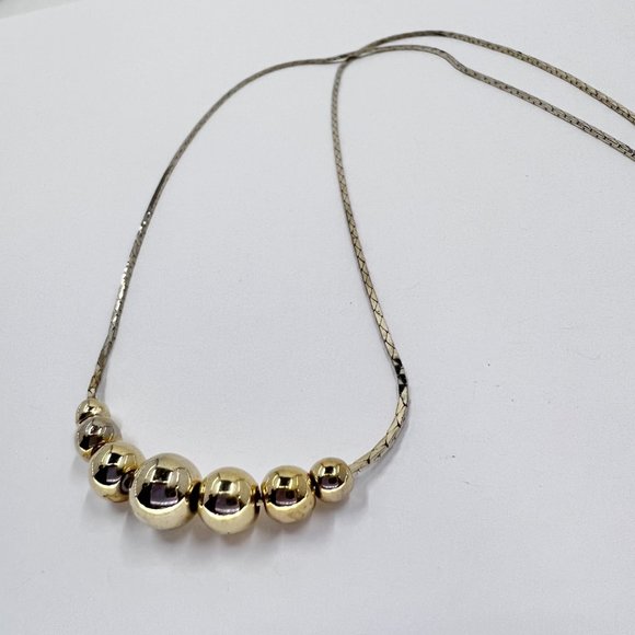 🎉HP🎉 Simple & Minimal Shiny Gold Tone Graduated Ball 17” Chain Necklace - Picture 6 of 6